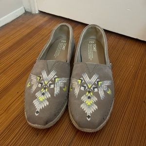 Embroidered Toms